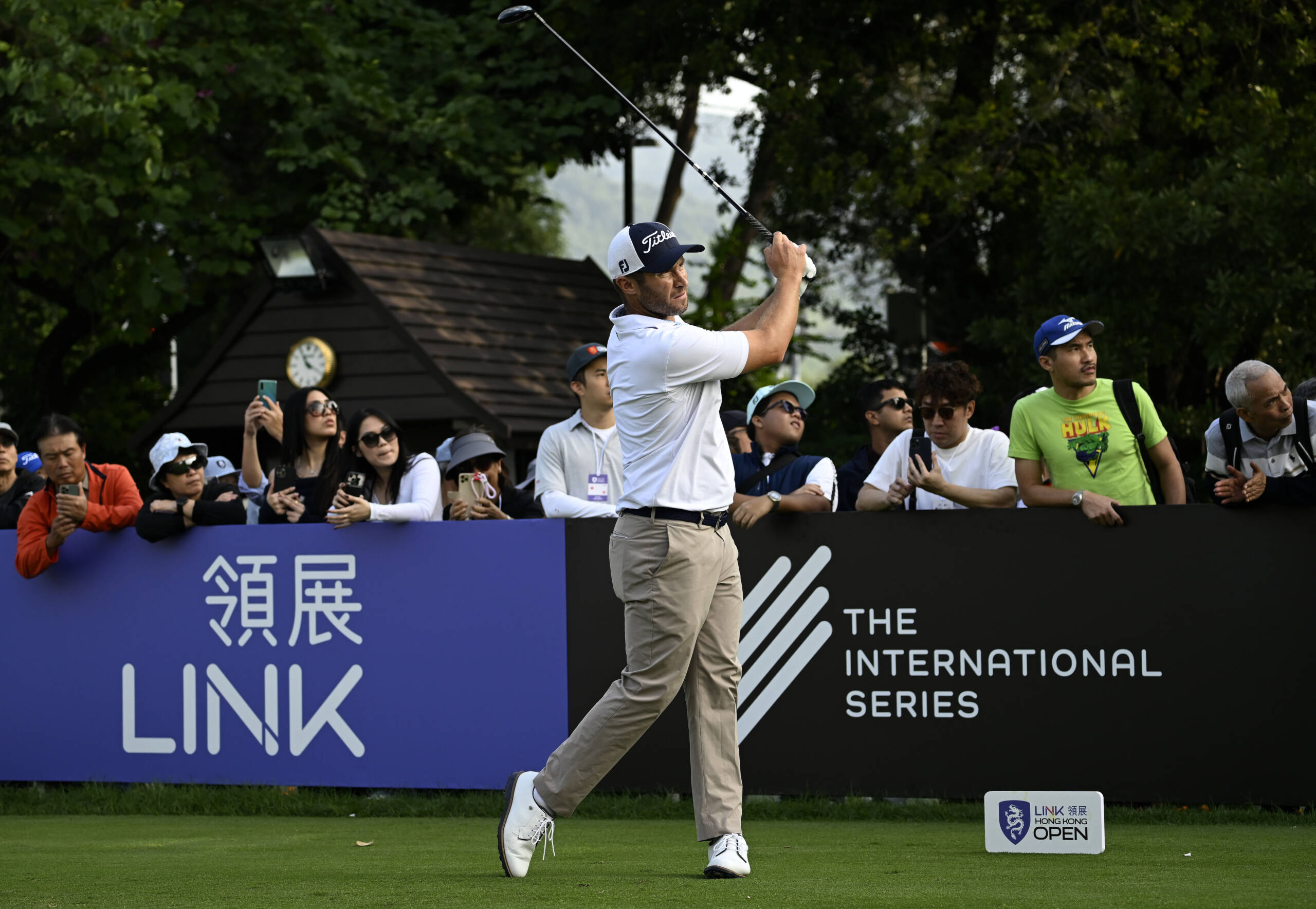 Patient Campbell’s title defence on track The Hong Kong Open